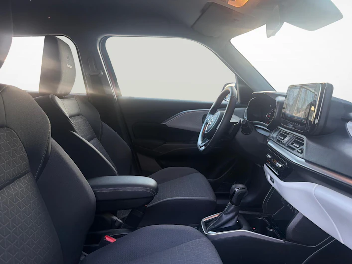 immagine del veicolo SUZUKI SWIFT