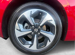 https://vehicle.imgix.net/4479730/6fc78a0c-0d72-43be-b593-0d565d9ad034.jpg