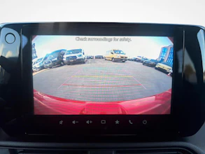 https://vehicle.imgix.net/4479730/ee440a9d-9f03-4d15-9f10-180a7773680b.jpg