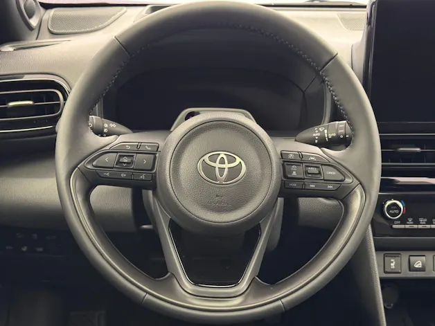 Toyota Yaris Cross 1.5 VVT-i HSD Premium AWD-i
