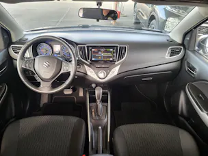 Suzuki Baleno 1.0 T Compact Top