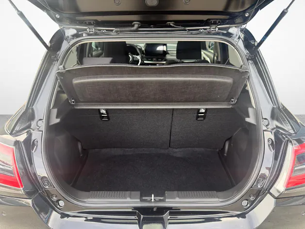 Suzuki Swift 1.2 Sakura Top Hybrid