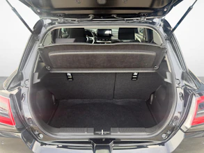 https://vehicle.imgix.net/4479745/bbe34048-fc19-4ac0-8119-2fe4011ed7e9.jpg