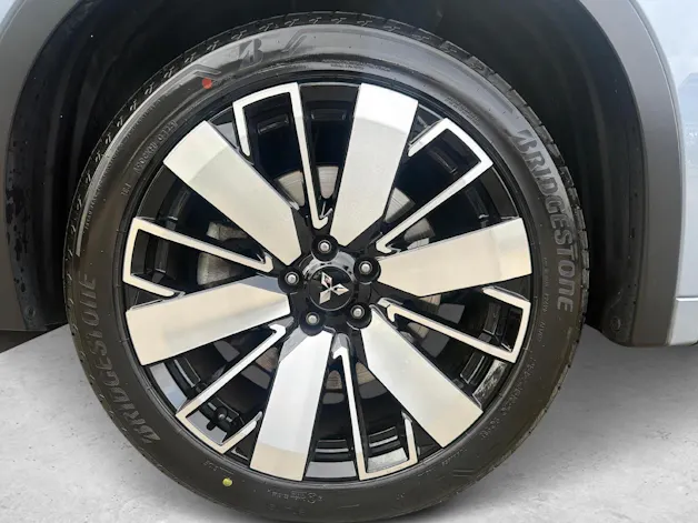 Mitsubishi Outlander 2.4 PHEV Instyle+ 4x4