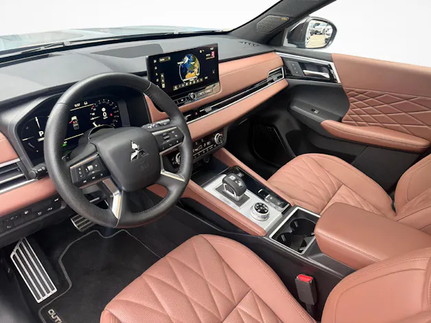 Mitsubishi Outlander 2.4 PHEV Instyle+ 4x4