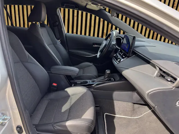 Toyota Corolla Touring Sports 1.8 HSD Trend