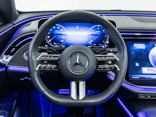 MERCEDES-BENZ E 220 d 4MATIC