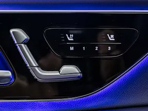 MERCEDES-BENZ E 220 d 4MATIC