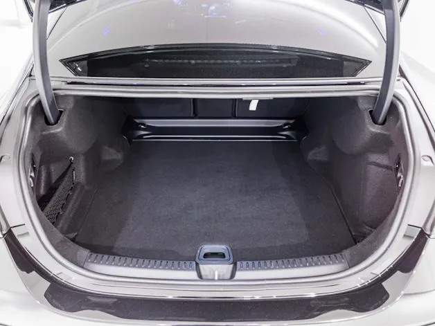 MERCEDES-BENZ E 220 d 4MATIC