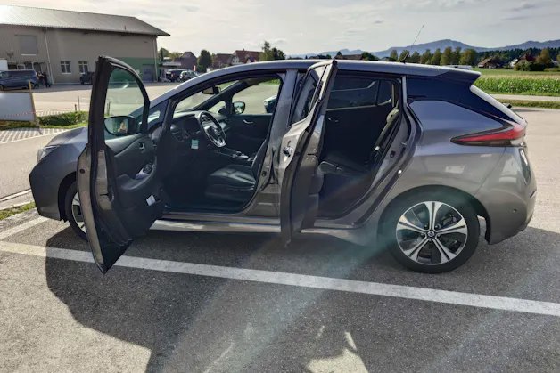 NISSAN Leaf Tekna