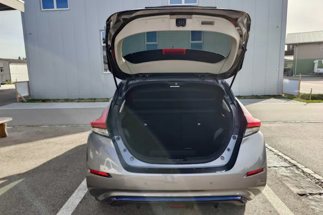 NISSAN Leaf Tekna