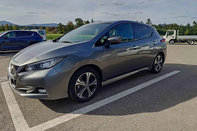 NISSAN Leaf Tekna