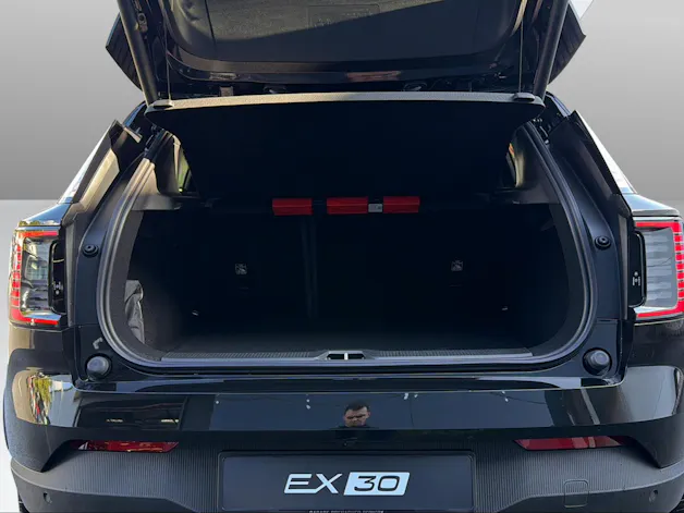 VOLVO EX30 P8 Plus AWD