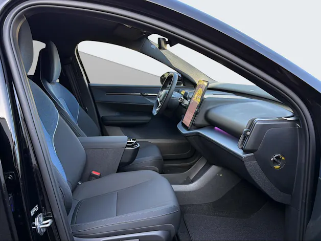 VOLVO EX30 P8 Plus AWD