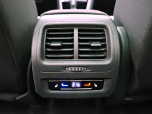 VW Touran 1.5 TSI DSG R-Line Black Style