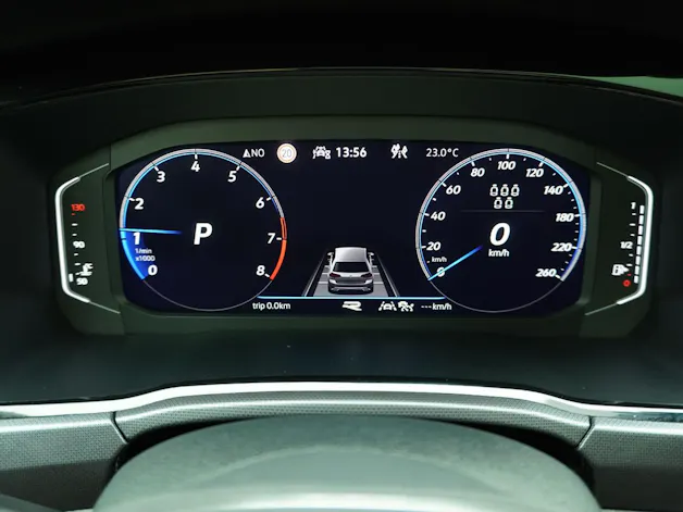 VW Touran 1.5 TSI DSG R-Line Black Style