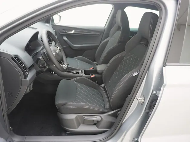 SKODA Karoq 1.5 TSI SportLine DSG