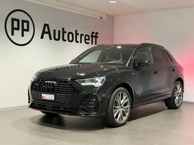 AUDI Q3 35 TDI S line Attraction quattro S-tronic