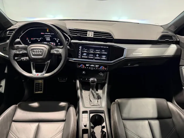 AUDI Q3 35 TDI S line Attraction quattro S-tronic