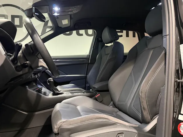 AUDI Q3 35 TDI S line Attraction quattro S-tronic