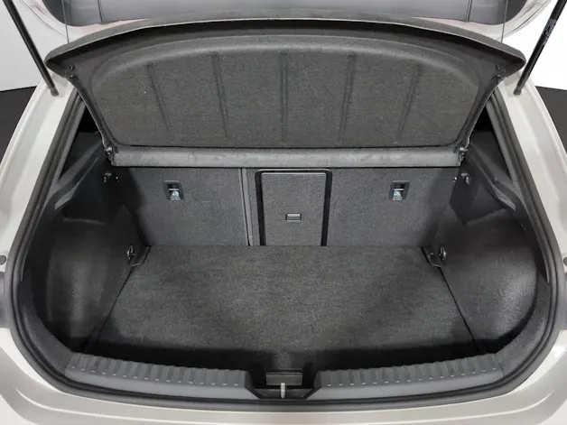 SEAT Leon 1.5 eTSI mHEV DSG FR