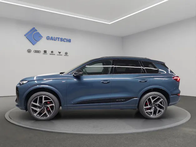 AUDI Q6 e-tron quattro
