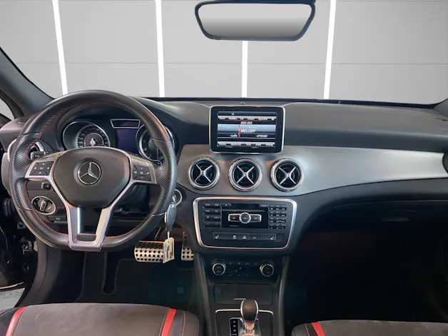 MERCEDES-BENZ GLA 45 AMG 4Matic 7G-DCT
