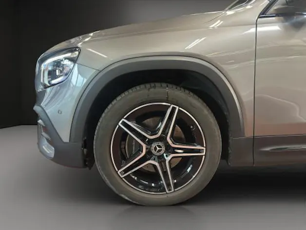 MERCEDES-BENZ GLB 200 d AMG Line 4MATIC