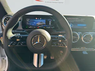 MERCEDES-BENZ CLA 200 d AMG Edition Night 8G-DCT
