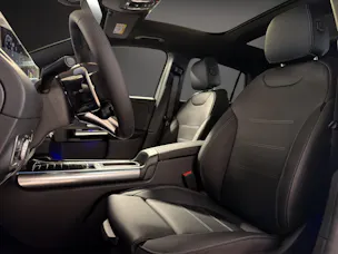 MERCEDES-BENZ AMG GLA 35 4MATIC