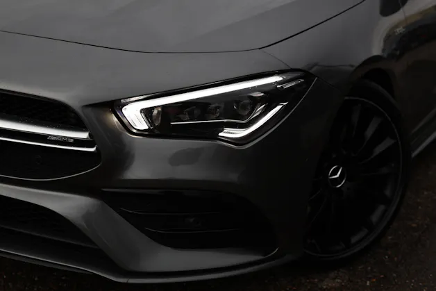 MERCEDES-BENZ CLA 35 AMG 4matic Shooting Brake * PACK PREMIUM PLUS * PANORAMA * HEAD-UP DISPLAY *