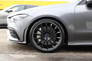 MERCEDES-BENZ CLA 35 AMG 4matic Shooting Brake * PACK PREMIUM PLUS * PANORAMA * HEAD-UP DISPLAY *