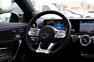 MERCEDES-BENZ CLA 35 AMG 4matic Shooting Brake * PACK PREMIUM PLUS * PANORAMA * HEAD-UP DISPLAY *