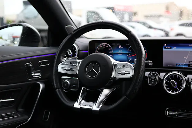 MERCEDES-BENZ CLA 35 AMG 4matic Shooting Brake * PACK PREMIUM PLUS * PANORAMA * HEAD-UP DISPLAY *