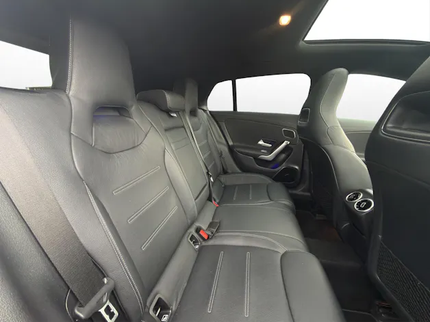 MERCEDES-BENZ CLA 35 AMG 4matic Shooting Brake * PACK PREMIUM PLUS * PANORAMA * HEAD-UP DISPLAY *