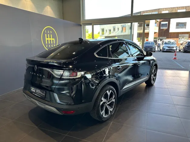 RENAULT Arkana 1.6 E-Tech Techno