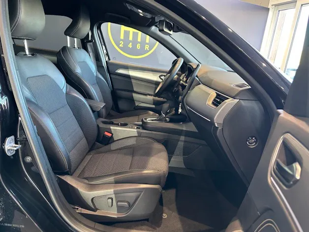 RENAULT Arkana 1.6 E-Tech Techno
