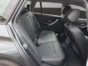 BMW 320i xDrive Touring Edition Sport Line
