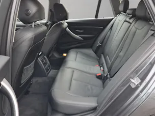 BMW 320i xDrive Touring Edition Sport Line