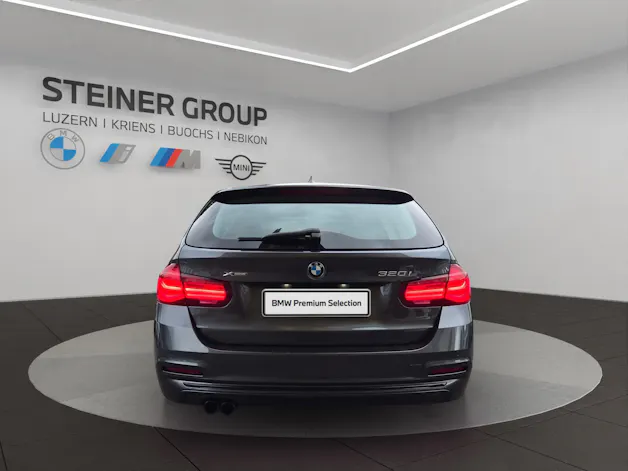 BMW 320i xDrive Touring Edition Sport Line