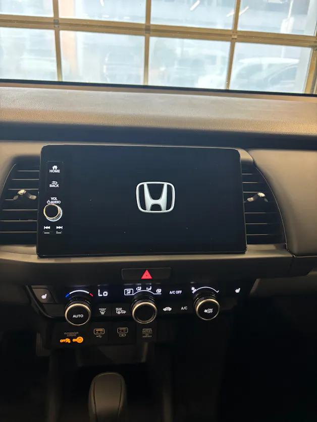 HONDA Jazz 1.5i-MMD Advance E-CVT
