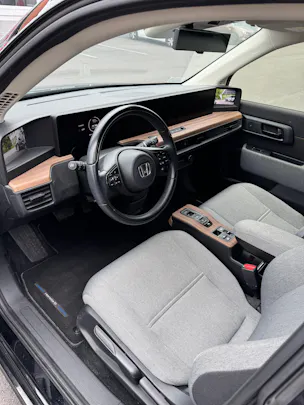 HONDA e Advance