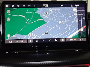 SKODA Octavia Combi 2.0 TSI DSG RS 30 Years Edition