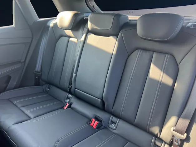 AUDI Q4 e-tron 45 quattro