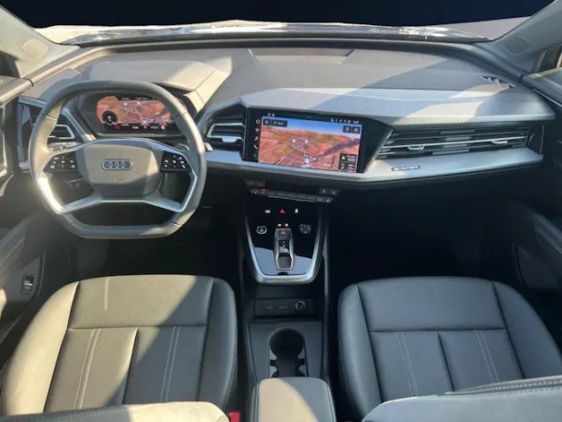 AUDI Q4 e-tron 45 quattro