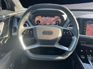 AUDI Q4 e-tron 45 quattro