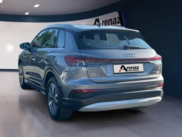 AUDI Q4 e-tron 45 quattro