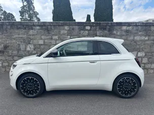 FIAT 500 C electric 87kWh La Prima