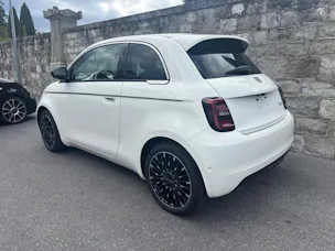 FIAT 500 C electric 87kWh La Prima