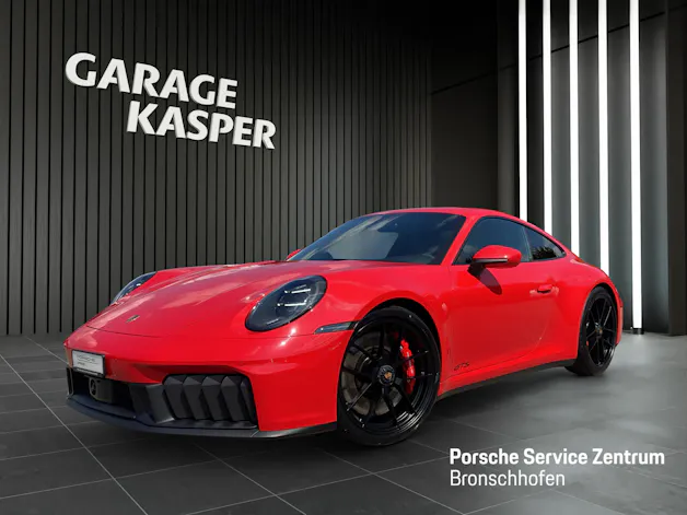 PORSCHE 911 Carrera GTS